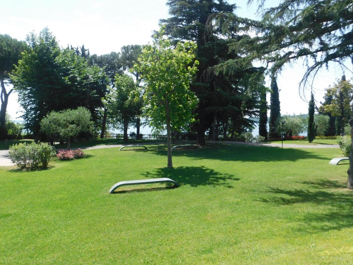 Lato Soleggiato @Gardazzurro Apartment Padenghe sul Garda Exterior photo